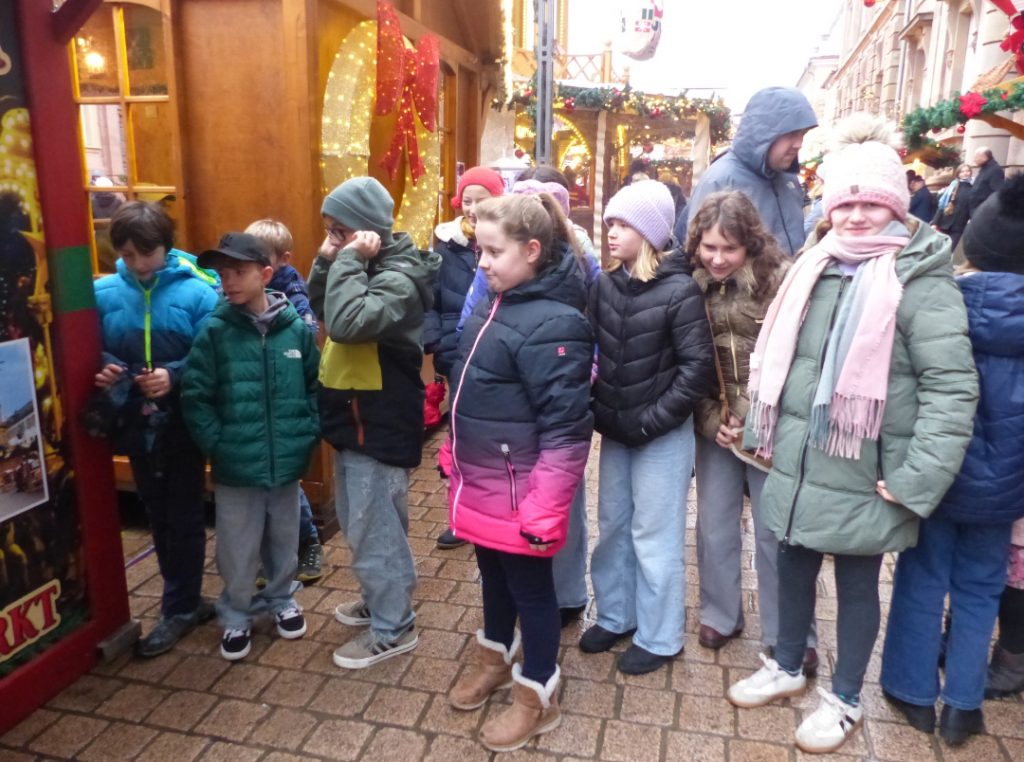 Klasse 6a beim Speyerer Adventskalender