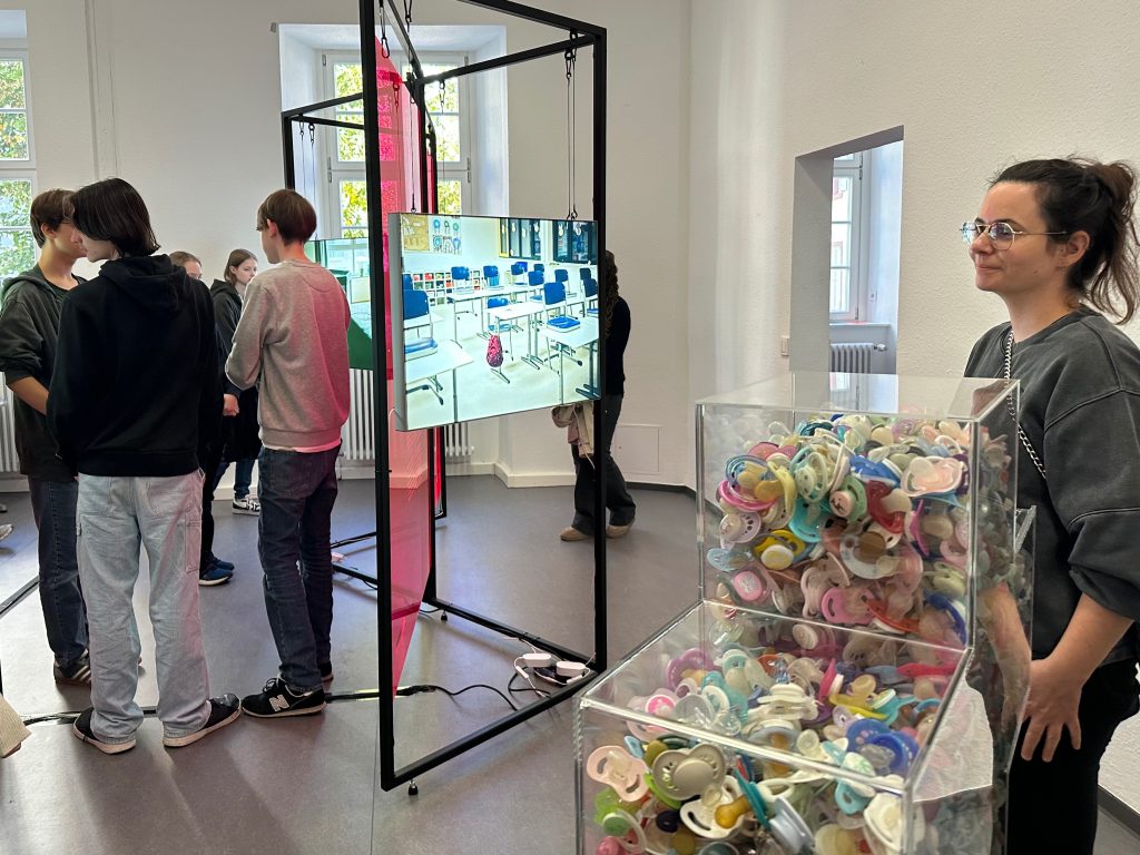 In der Ausstellung "Kunst gegen Missbrauch"